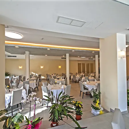 Risthotel Airport 호텔