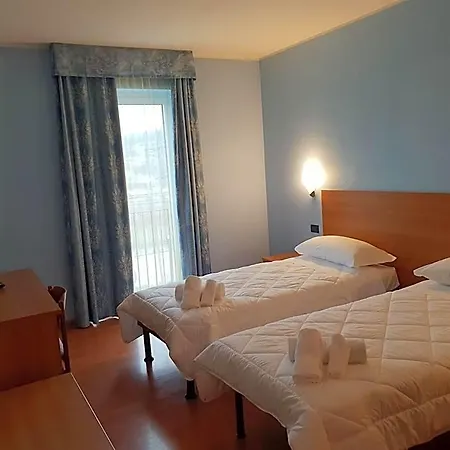 מלון Risthotel Airport